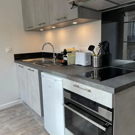 Climatises En Hyper Centre Apartment